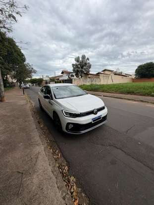 VOLKSWAGEN-VIRTUS-2025