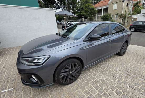 VOLKSWAGEN-VIRTUS-2025