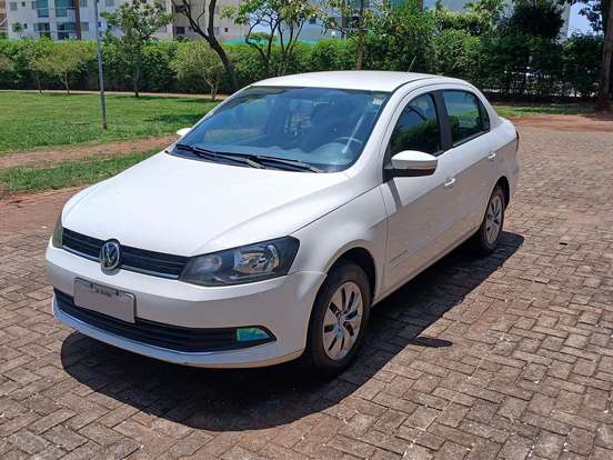 VOLKSWAGEN-VOYAGE-1.0 MI COMFORTLINE 8V FLEX 4P MANUAL VOLKSWAGEN-VOYAGE-2014