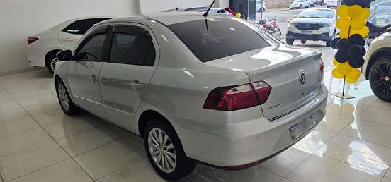 VOLKSWAGEN-VOYAGE-2014