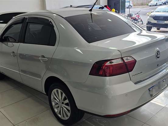 VOLKSWAGEN-VOYAGE-1.6 MI HIGHLINE 8V FLEX 4P AUTOMATIZADO VOLKSWAGEN-VOYAGE-2014