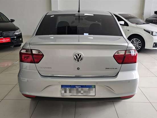 VOLKSWAGEN-VOYAGE-1.6 MI HIGHLINE 8V FLEX 4P AUTOMATIZADO VOLKSWAGEN-VOYAGE-2014