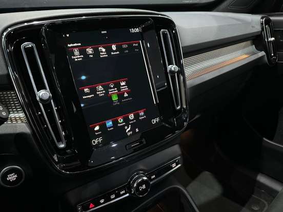 VOLVO-XC40-1.5 T5 RECHARGE R-DESIGN GEARTRONIC VOLVO-XC40-2021