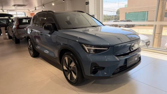 VOLVO XC40 P6 RECHARGE ELECTRIC PLUS