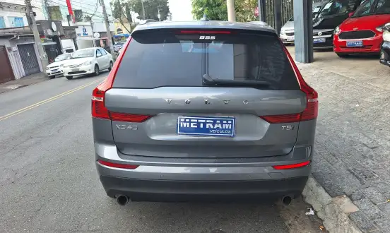 VOLVO-XC60-2.0 T5 GASOLINA MOMENTUM AWD GEARTRONIC VOLVO-XC60-2017
