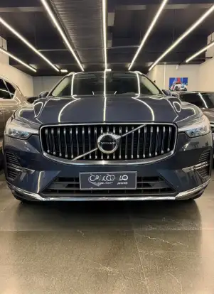 VOLVO-XC60-2023