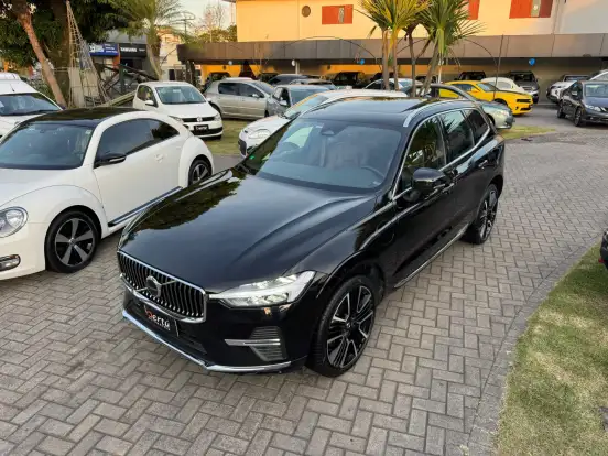 VOLVO-XC60-2023
