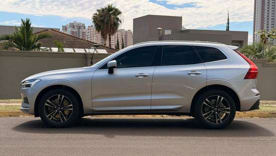 VOLVO-XC60-2019