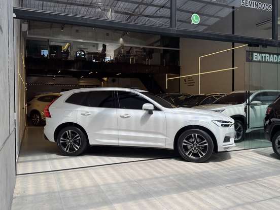 VOLVO-XC60-2019