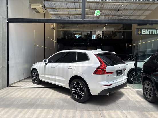 VOLVO-XC60-2019