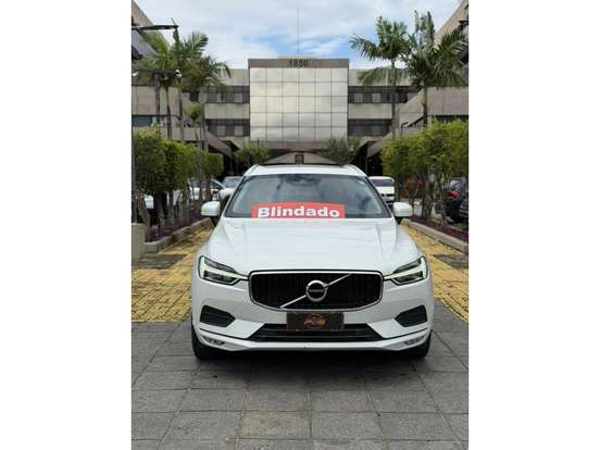 VOLVO-XC60-2.0 T5 GASOLINA MOMENTUM AWD GEARTRONIC VOLVO-XC60-2018