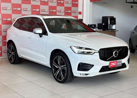 VOLVO-XC60-2017
