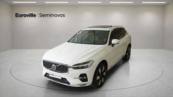 VOLVO-XC60-2024