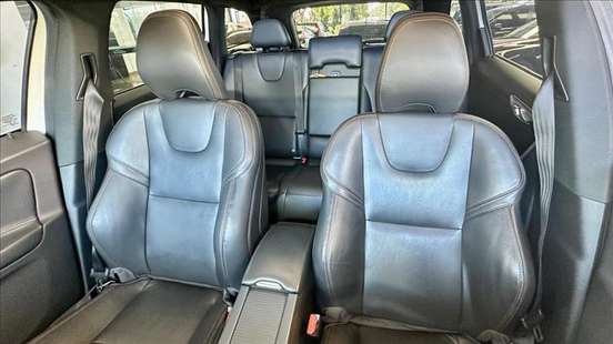 VOLVO-XC60-2016