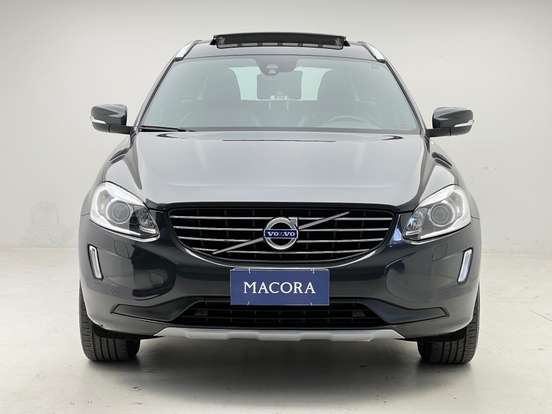 VOLVO-XC60-2017