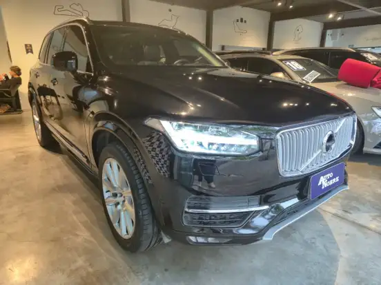VOLVO-XC90-2018