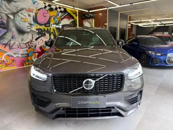 VOLVO-XC90-2023