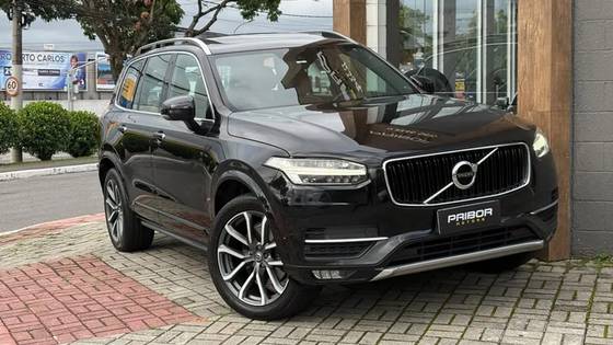 VOLVO XC90 2.0 D5 DIESEL MOMENTUM AWD GEARTRONIC