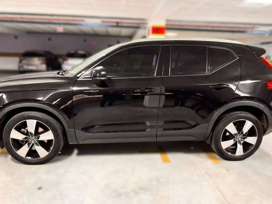 VOLVO-XC40-2.0 T4 GASOLINA MOMENTUM GEARTRONIC VOLVO-XC40-2020