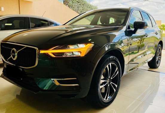 VOLVO-XC60-2.0 T8 HYBRID MOMENTUM AWD GEARTRONIC VOLVO-XC60-2020