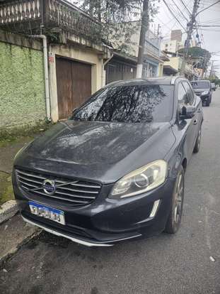 VOLVO-XC60-2014