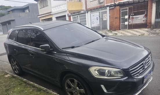 VOLVO-XC60-2014