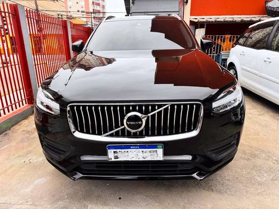 VOLVO-XC90-2020