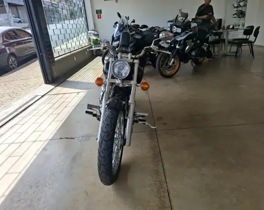 YAMAHA-DRAG STAR 650-2005