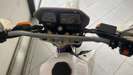 YAMAHA-DT 200-1992