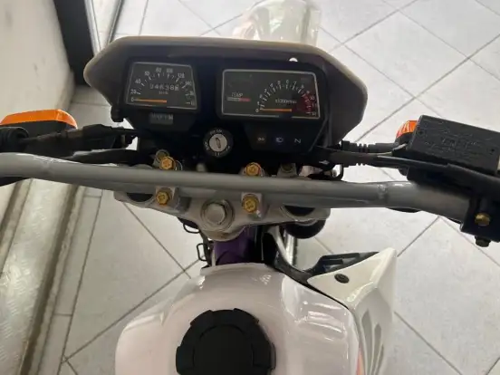 YAMAHA-DT 200 YAMAHA-DT 200-1992