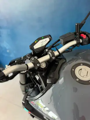 YAMAHA-MT-09-2024