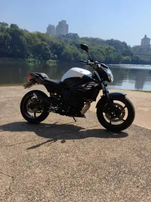 YAMAHA-XJ6 N SP-2015