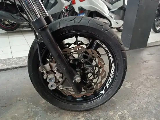 YAMAHA-XT 600 E YAMAHA-XT 600 E-2000