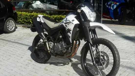 YAMAHA-XT 660R-2013