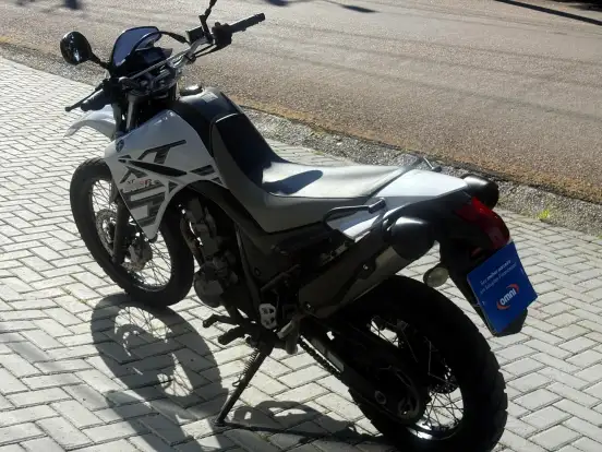 YAMAHA-XT 660R-2013