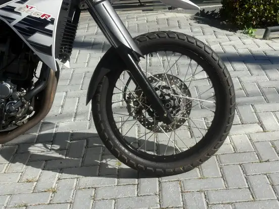 YAMAHA-XT 660R-2013