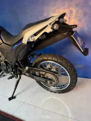 YAMAHA-XTZ 250 LANDER CONNECTED-2026