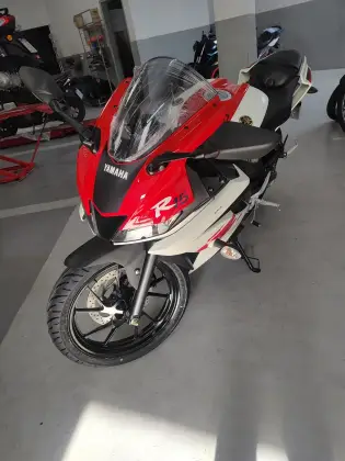 YAMAHA YZF R15 70th ANNIVERSARY 