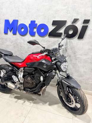 YAMAHA-MT-07 YAMAHA-MT-07-2015
