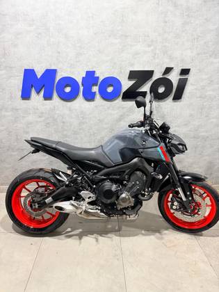 YAMAHA MT-09 