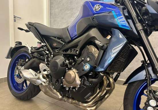 YAMAHA-MT-09-2022