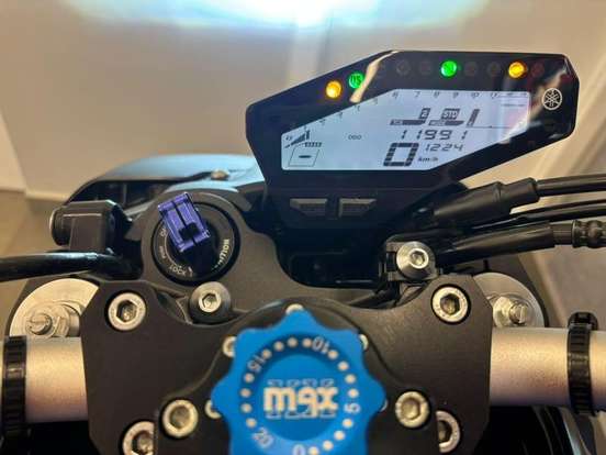 YAMAHA-MT-09 YAMAHA-MT-09-2022