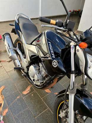 YAMAHA-YS 250 FAZER YAMAHA-YS 250 FAZER-2012