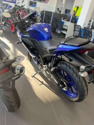 YAMAHA-YZF R15-2026