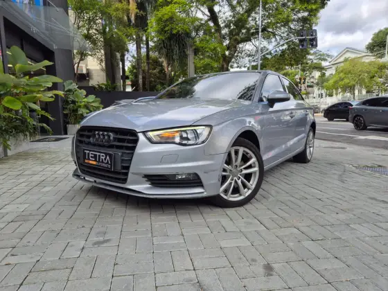 AUDI A3 1.8 TFSI SEDAN AMBITION 16V 180CV GASOLINA 4P AUTOMÁTICO