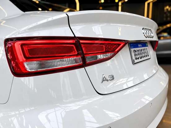 AUDI-A3-1.4 TFSI FLEX SEDAN PRESTIGE TIPTRONIC AUDI-A3-2018