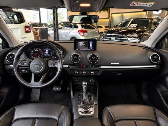 AUDI-A3-2018