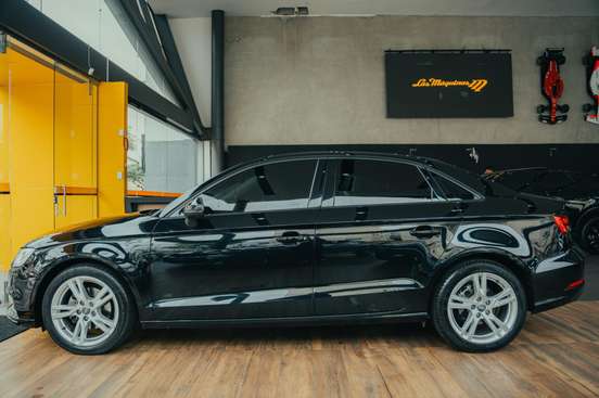 AUDI-A3-2020