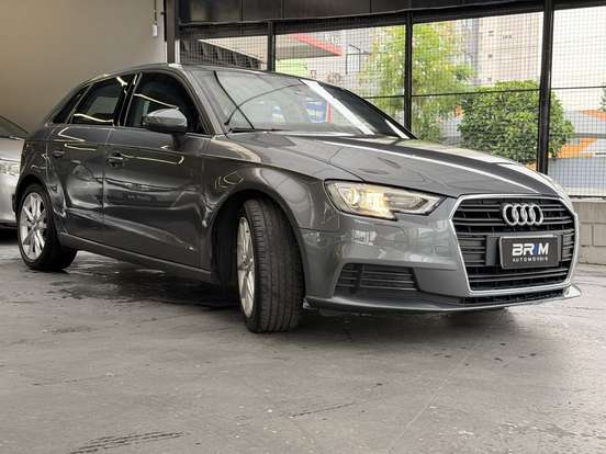 AUDI-A3-1.4 TFSI SPORTBACK AMBIENTE 16V GASOLINA 4P S-TRONIC AUDI-A3-2017