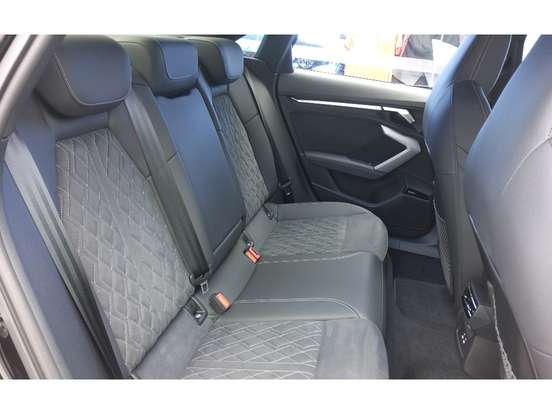 AUDI-A3-2024